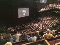 Opry filling up!