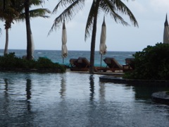 Bali low pool