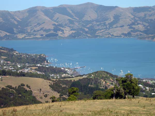 093 Akaroa from above b (S)