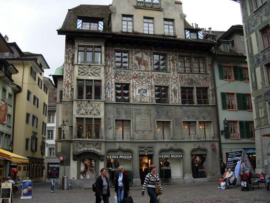 022 Buildings in Luzern b