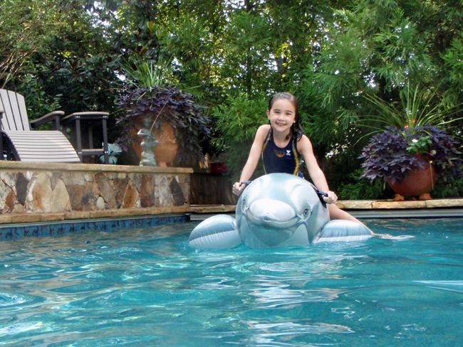 066 Joli Riding High!