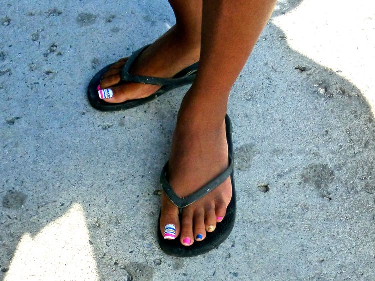 Shama's toes