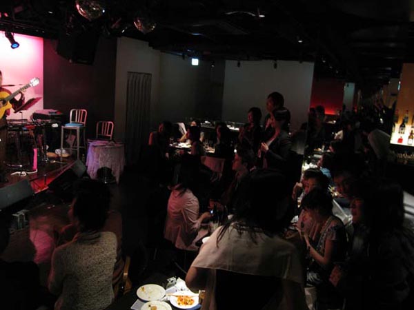 144 Listening to The 3-P b