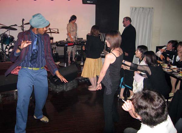 158 Chicago dancing