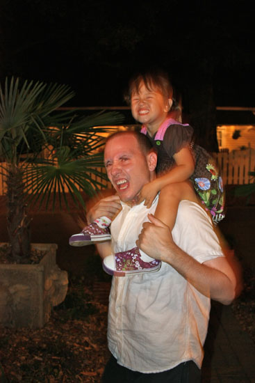 24-24 Silly Dad & Daughter