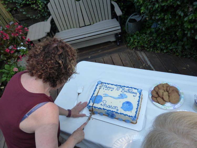 Cutting the cake